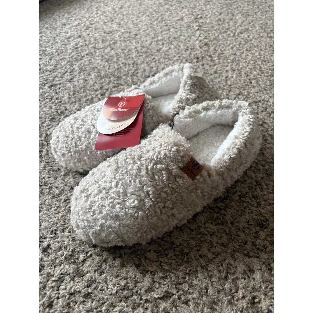 EverFoams Women's Sherpa Faux Fur Lined Slip-On Slippers Beige US 9-10